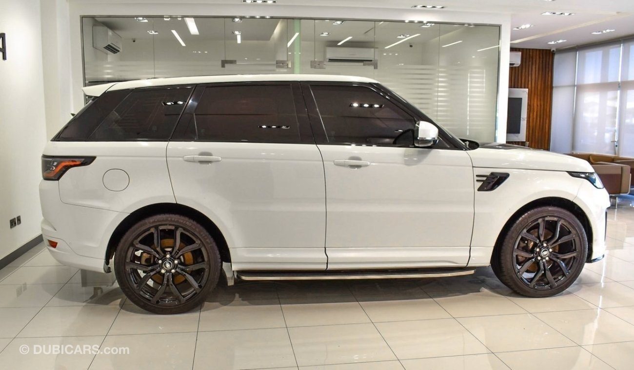 Land Rover Range Rover Sport With SVR body kit