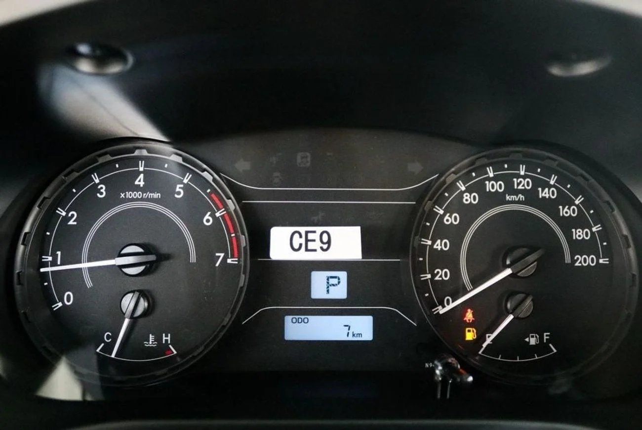 Toyota Hilux TOYOTA HILUX 2.7 4X4 AUTOMATIC