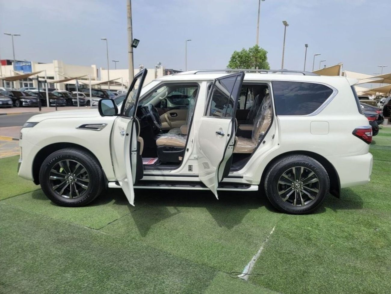 نيسان باترول LE بلاتينوم Very Clean Car