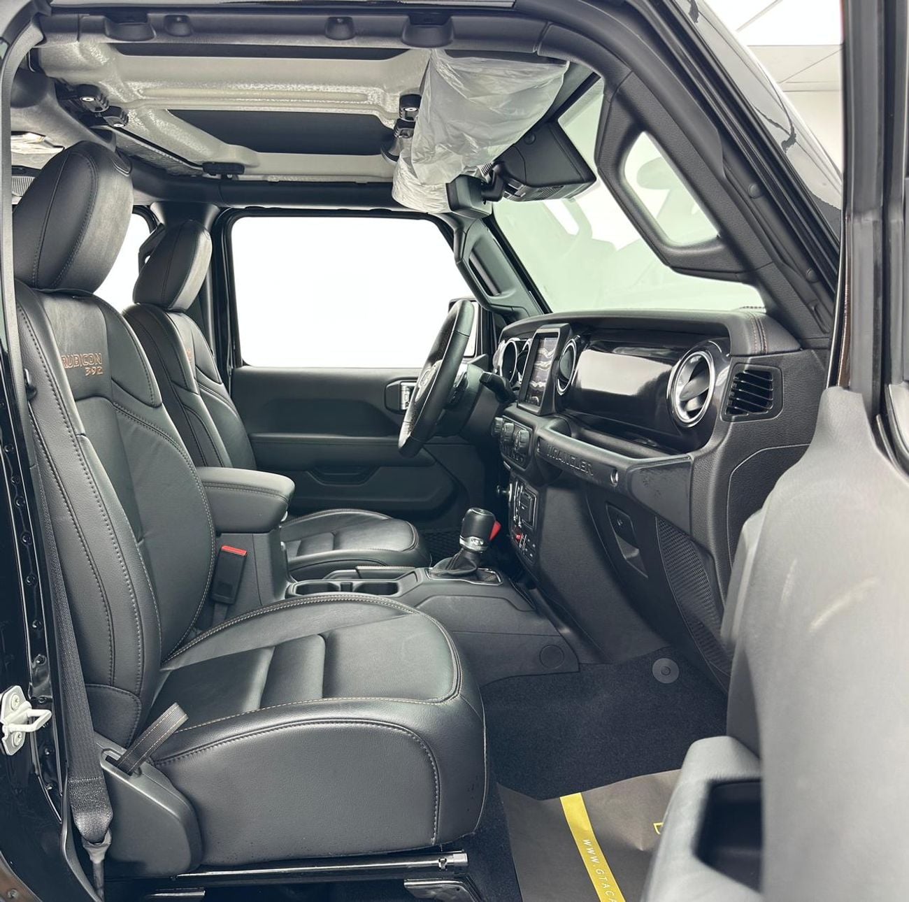 جيب رانجلر أنليميتد 2023 Jeep Wrangler Rubicon 392 SRT, Feb/2027 JEEP Warranty, Excellent Condition, GCC