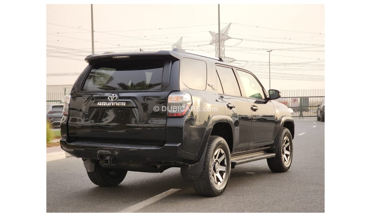 تويوتا Runner4 TOYOTA 4RUNNER TRD FULL OPTION