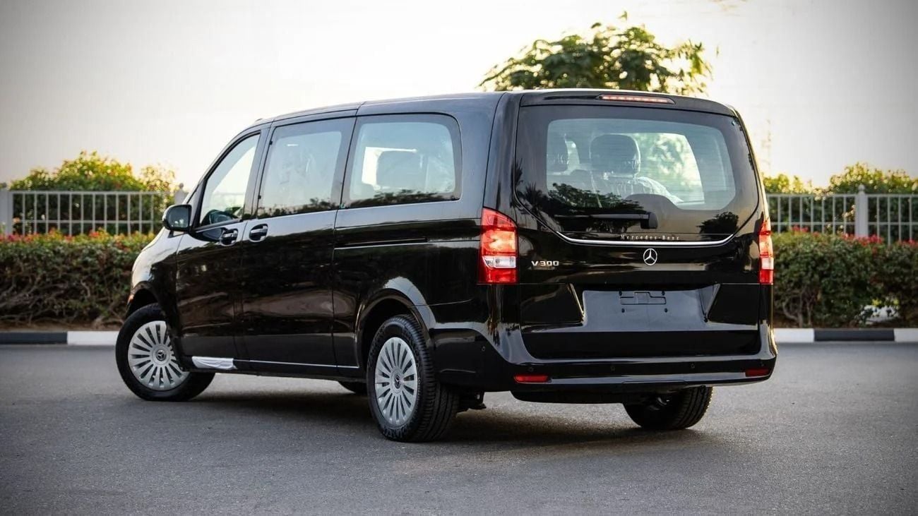Mercedes Benz V300 2025 Mercedes-Benz V300 Extra Long (6 + 2 Seating) 2.0L 4-Cyl Petrol A/T RWD 4x2 Export Only