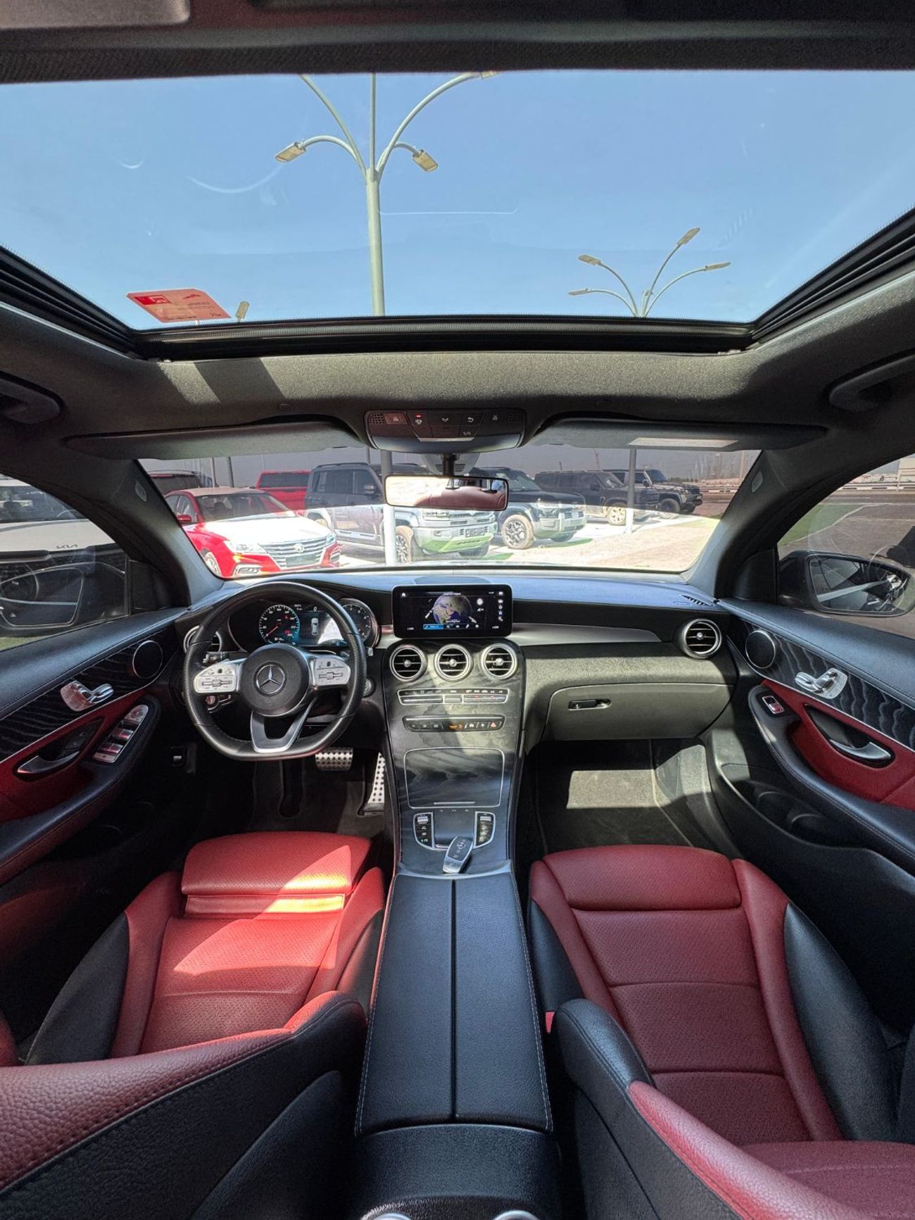 Mercedes-Benz GLC 200 Premium 2.0L AWD