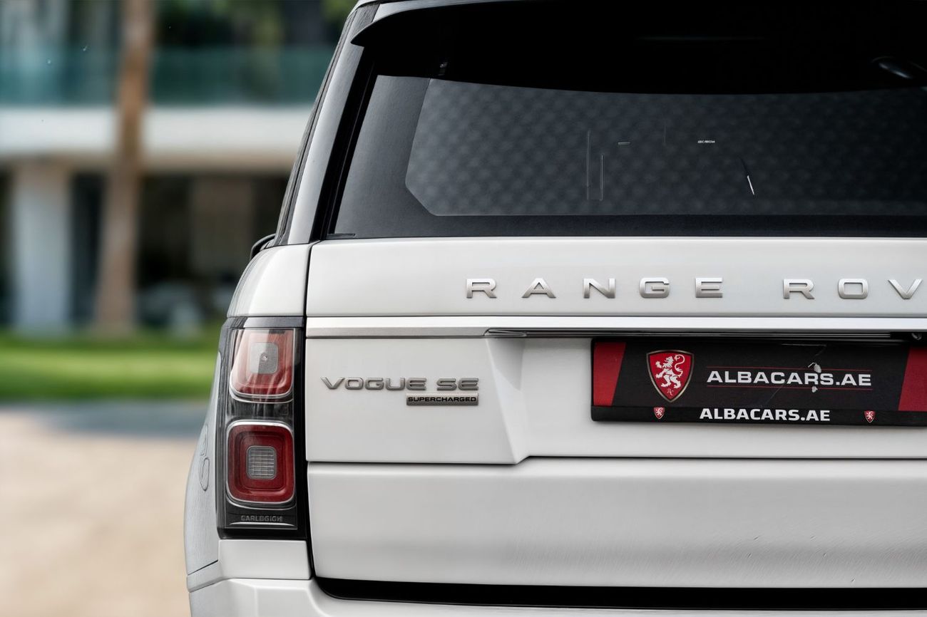 Land Rover Range Rover 4,308 P.M  | 0% Downpayment | Vogue SE V8 | Full Al Tayer History!