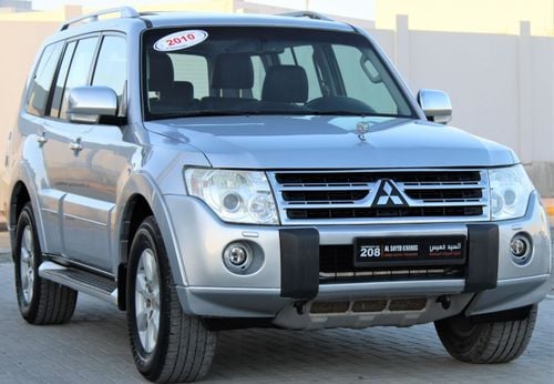 Mitsubishi Pajero Mitsubishi Pajero 2010 GCC, full option, in excellent condition, without accidents, very clean from 
