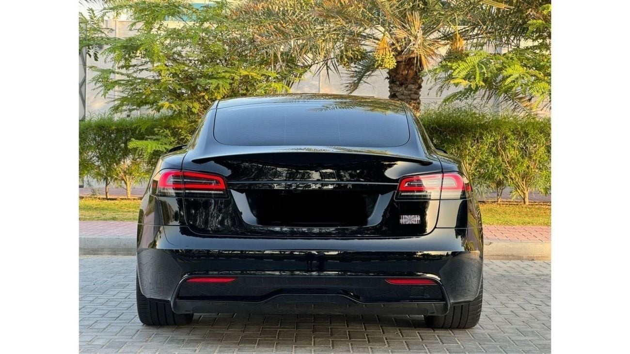 Tesla Model S TESLA MODEL S PLAID MODEL 2023 KILOMETERS 8000 GCC Specs NO ACCIDENT NO PAINT UNDER WARRANTY