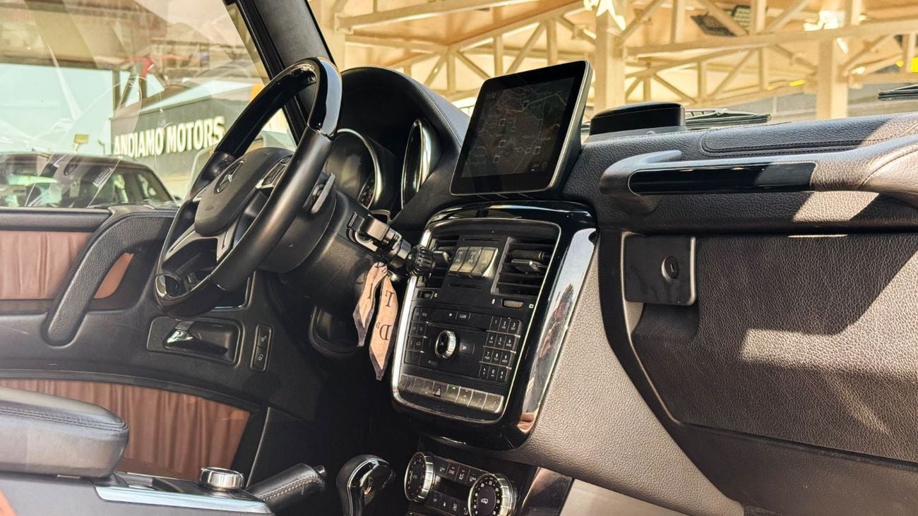 Mercedes-Benz G 500 Premium + 4.0L Partial Service History Turbo V8 GCC