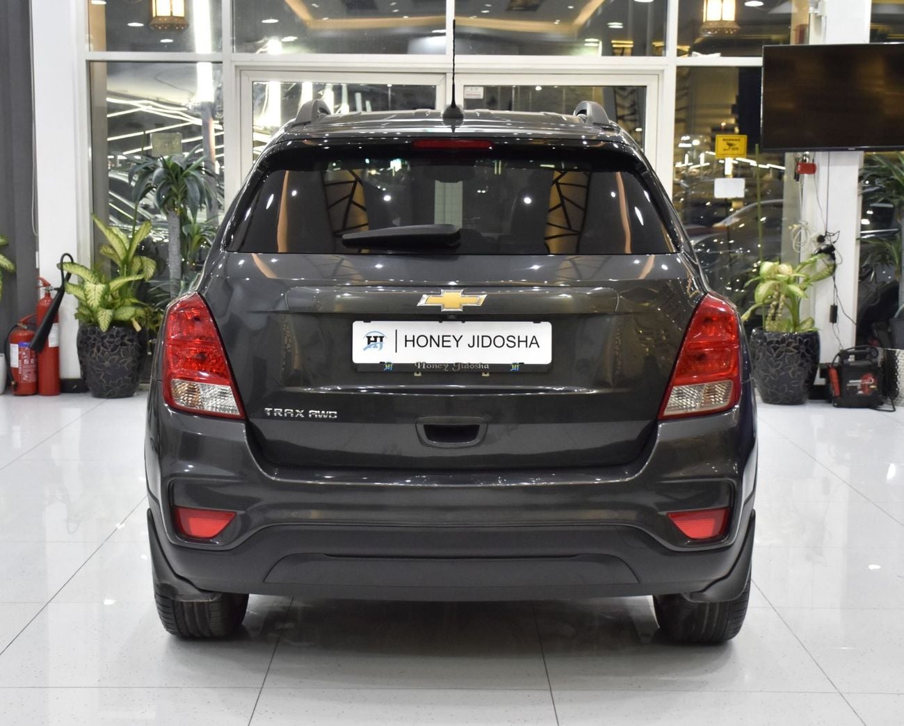 Chevrolet Trax LT EXCELLENT DEAL for our Chevrolet Trax AWD ( 2019 Model ) in Grey Color American Specs