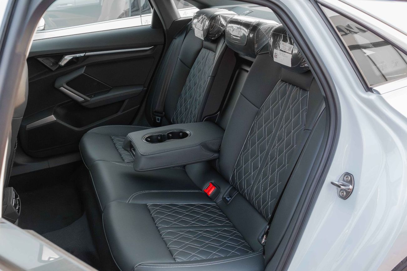 Audi A3 Audi A3 1.5T 35 TFSI S-Tronic Sedan 2025 (White)