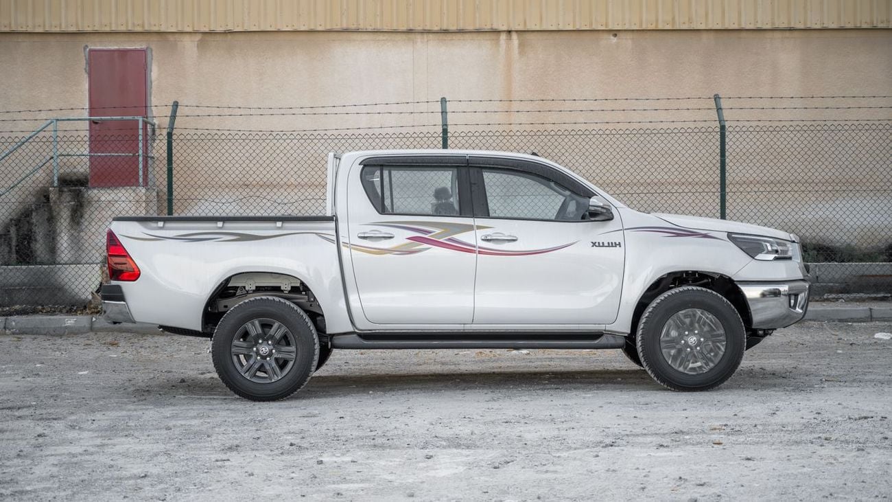 تويوتا هيلوكس TOYOTA HILUX 2.7 AT HIGH -2026YM