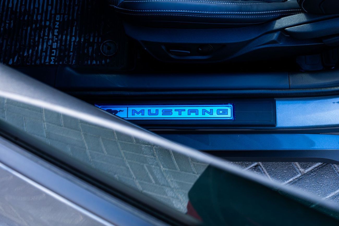 Ford Mustang GT Premium 5.0L (435 HP) Coupe A/T