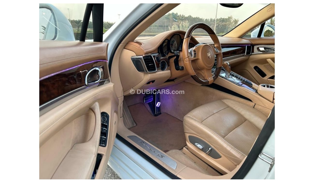 Porsche Panamera Panamera 4S 2013 GCC V8 Orginal paint // Accident free // Perfect condition