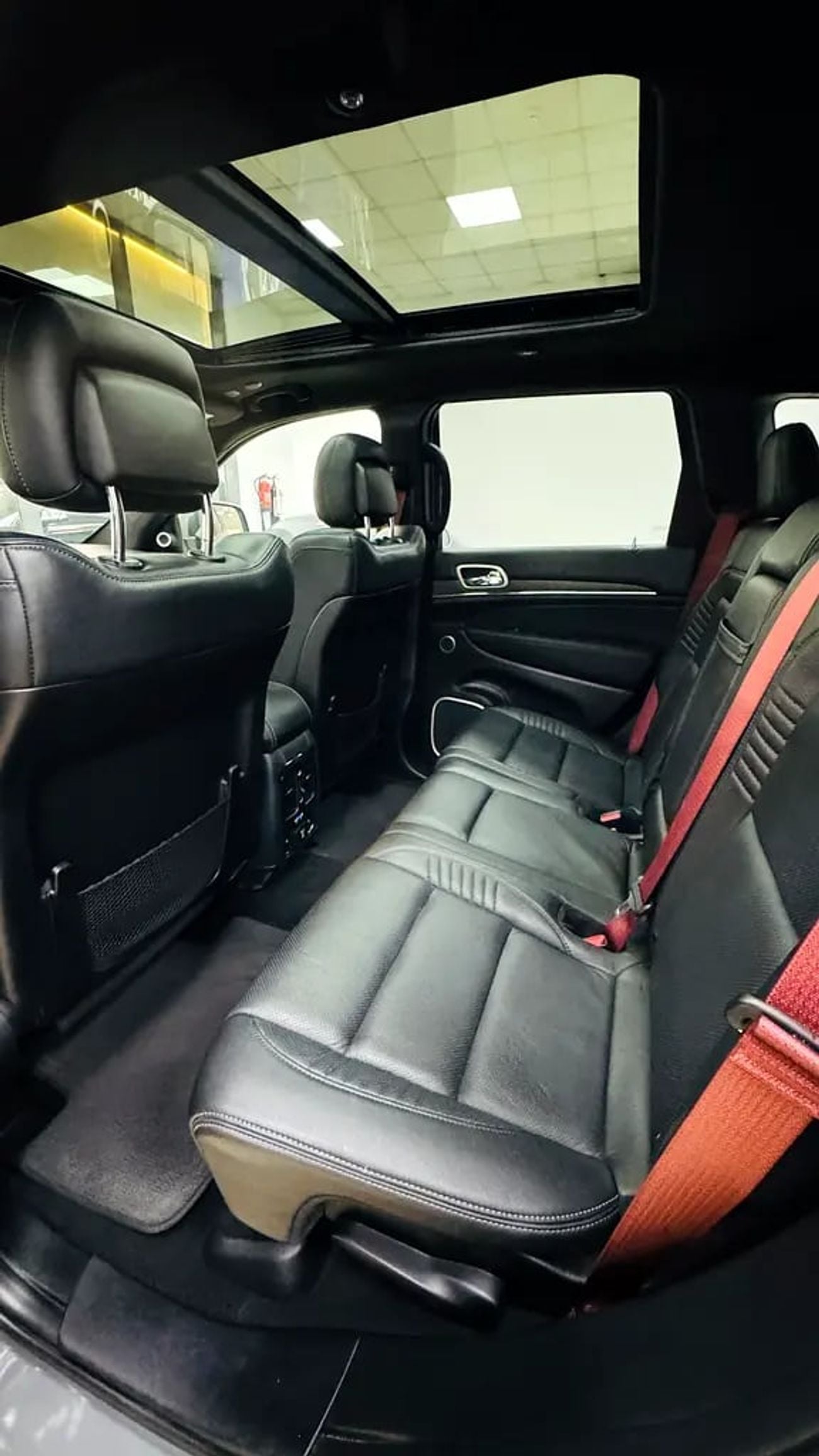 Jeep Grand Cherokee SRT Canadian Specs Original Paint