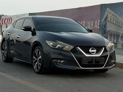 Nissan Maxima SV 3.5L Luxury and top condition
