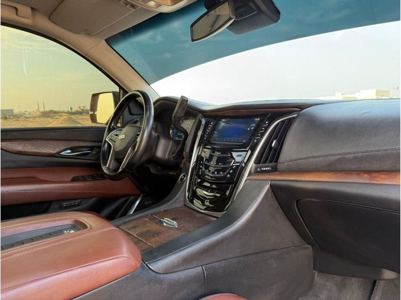 كاديلاك إسكالاد Platinum 6.2L