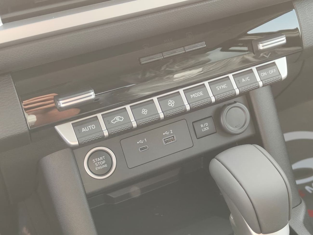 Mitsubishi L200 MITSUBISHI L200 SPORTERO 2026