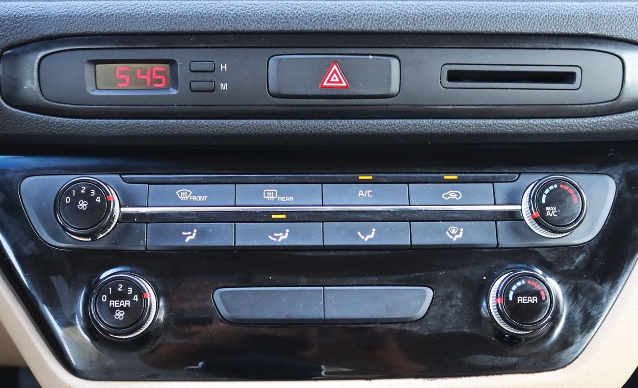 Kia Carnival 2020 Kia Grand Carnival LX (YP), 5dr MPV, 3.3L 6cyl Petrol, Automatic, Front Wheel Drive