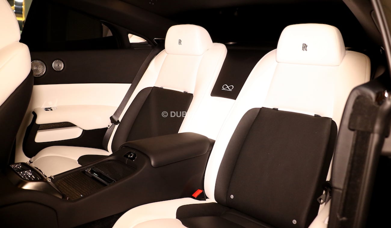 Rolls-Royce Wraith Black Badge With Mansory Kit