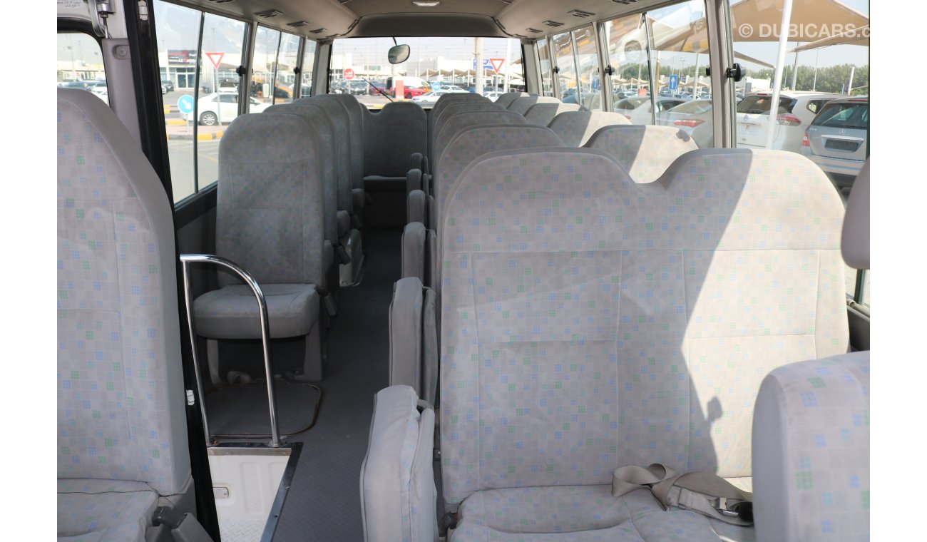 Toyota Coaster DIESEL 30 SEATER BUS WITH GCC SPECS