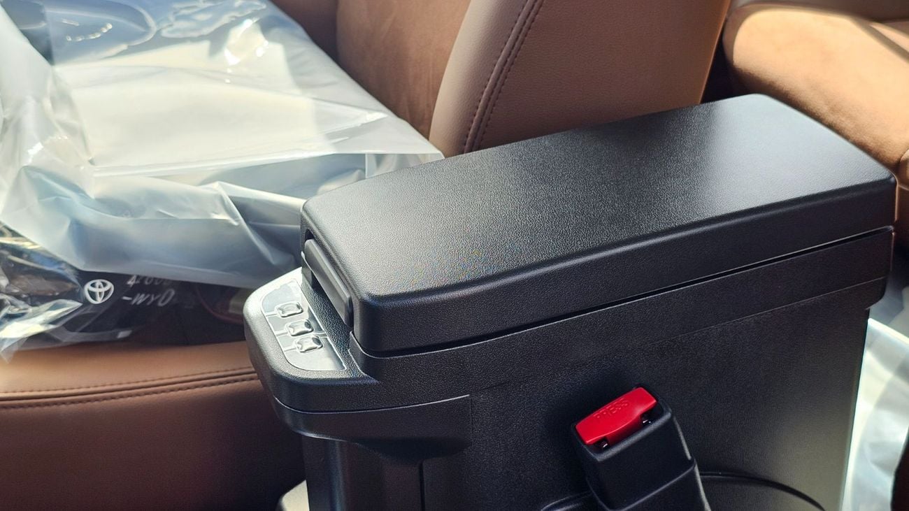 تويوتا لاند كروزر بيك آب Toyota Land Cruiser Pick Up LC79 DOUBLE CABIN LX-Z A/T 4.0 V6 EXPORT ONLY