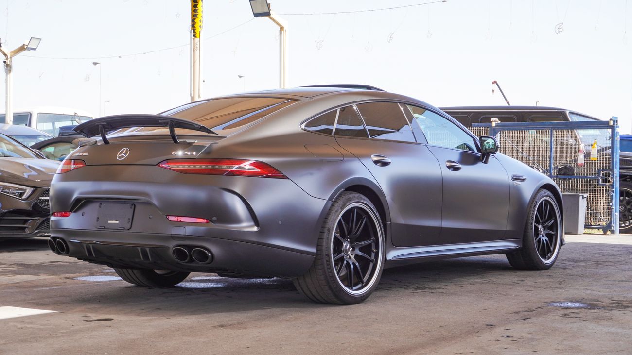 مرسيدس بنز ايه ام جي جي تي 53