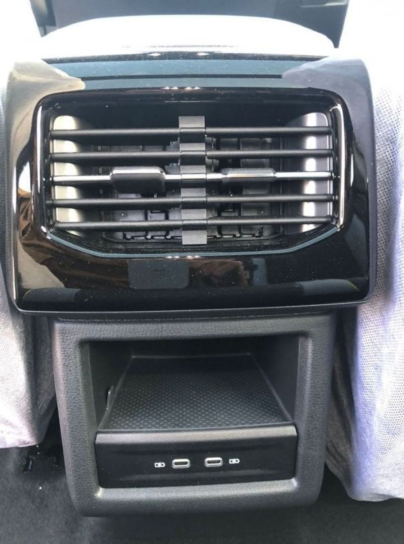 فولكس واجن ID.4 فولكس واكين اي دي 4 اكس 2022