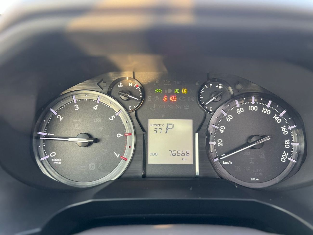 Toyota Prado TX-L 2022 Toyota Prado Full Option 4.0L V6 - AWD 4x4 GCC- Electric Seat - Rear CAM & Sensors - Cool B