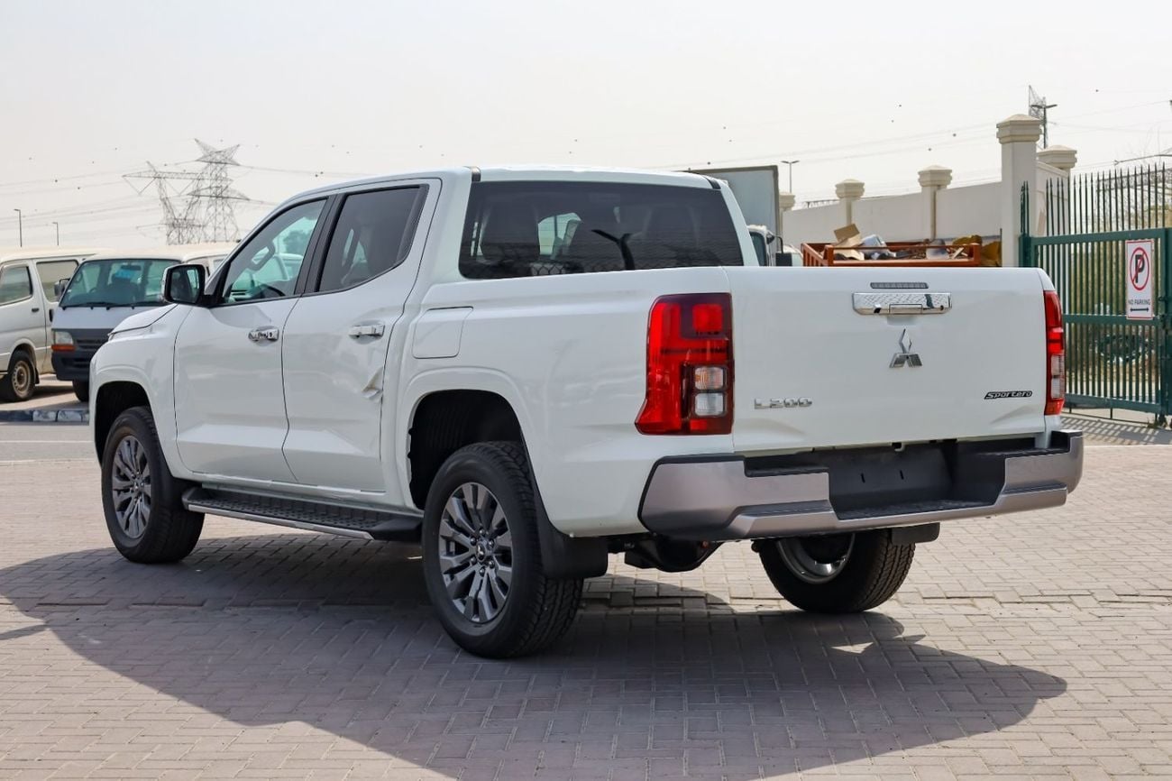 Mitsubishi L200 SPORTERO (NON GCC) SPORTERO 2.4L DIESEL DCABIN 4WD 6AT CHROME EDITION 2026 MODEL