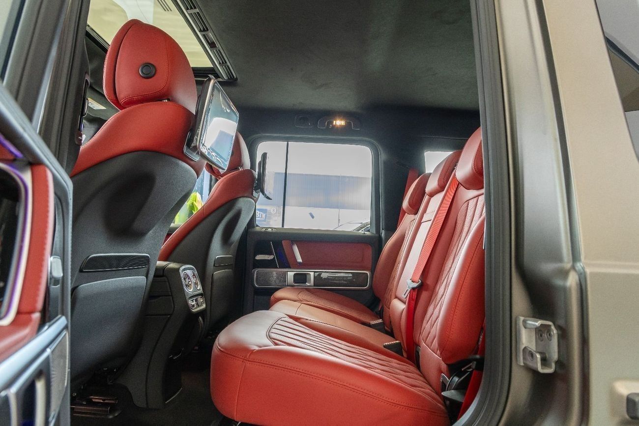 مرسيدس بنز G 63 AMG 4X4² Mercedes G63 AMG - Fully Loaded - Rear Entertainment System- 2024 Special Color 2 Years Gargash Auto