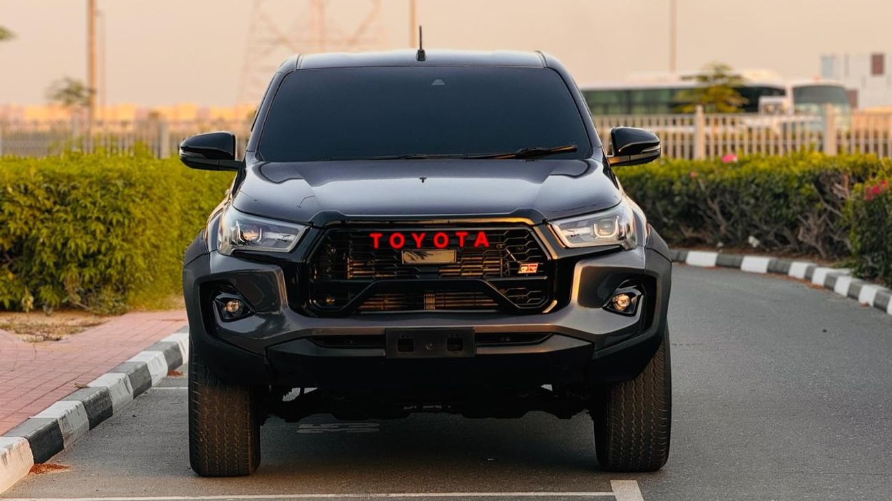 تويوتا هيلوكس -