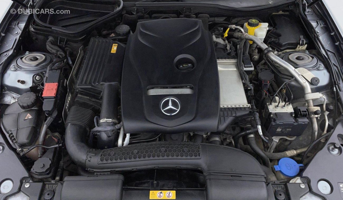 Mercedes-Benz SLC 200 STD 2 | Zero Down Payment | Free Home Test Drive