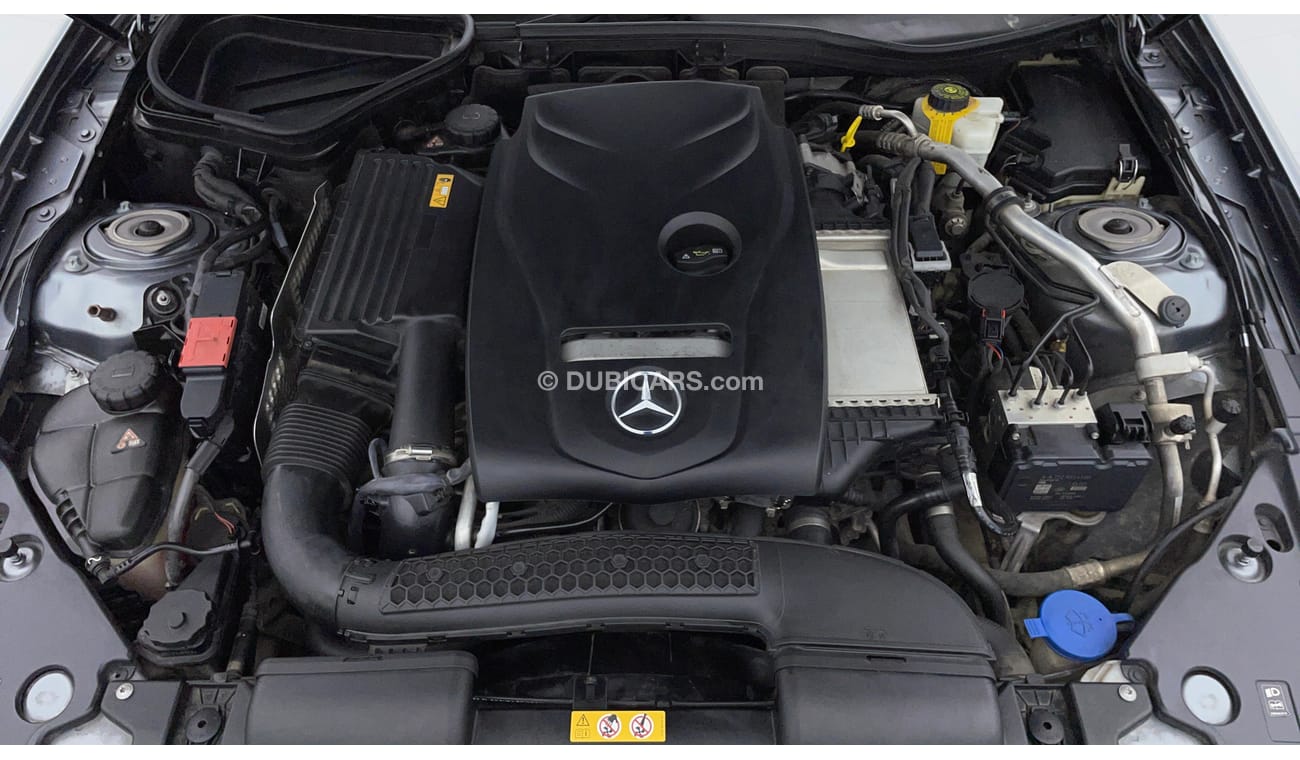 Mercedes-Benz SLC 200 STD 2 | Zero Down Payment | Free Home Test Drive