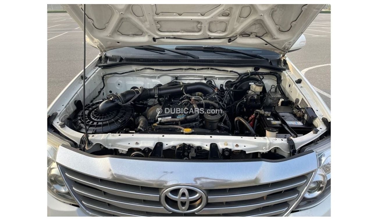 Toyota Fortuner EXR TOYOTA FORTUNER  (GCC  _ SPEC) - mobile 2015 - VERY GOOD CONDITION