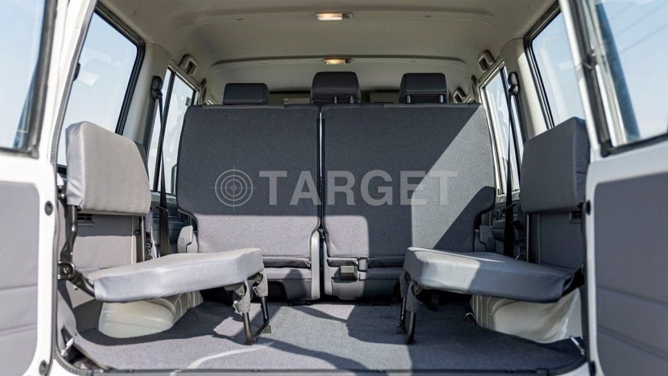 تويوتا لاند كروزر 70 Land cruiser lc76 4.2L diesel V6 MY2024 FOR EXPORT ONLY