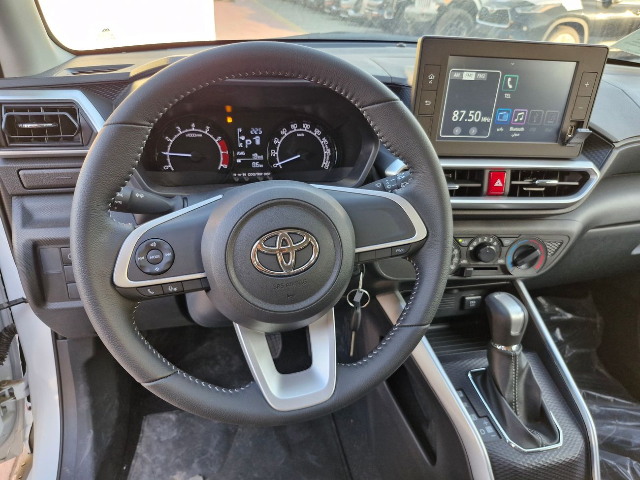 Toyota Raize 2024 Turbo 1.0L 3-cyl Petrol FWD Automatic 0Km