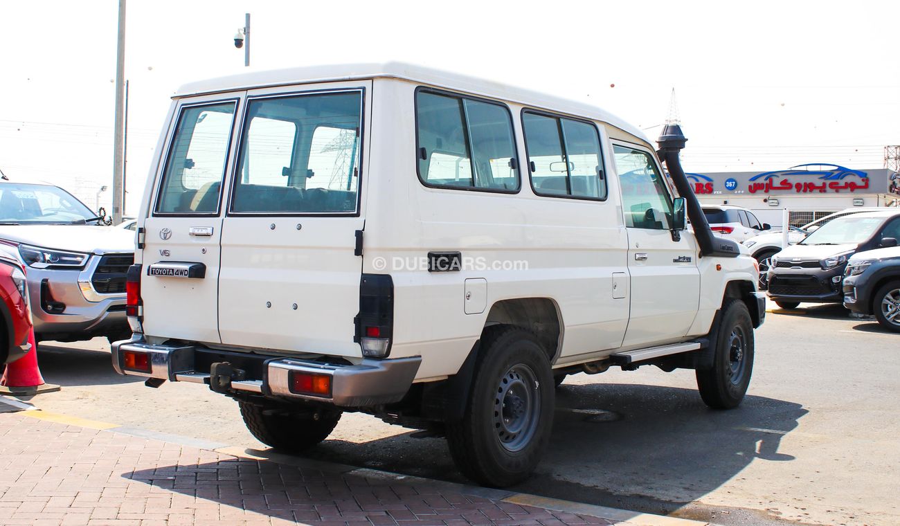 Toyota Land Cruiser 70