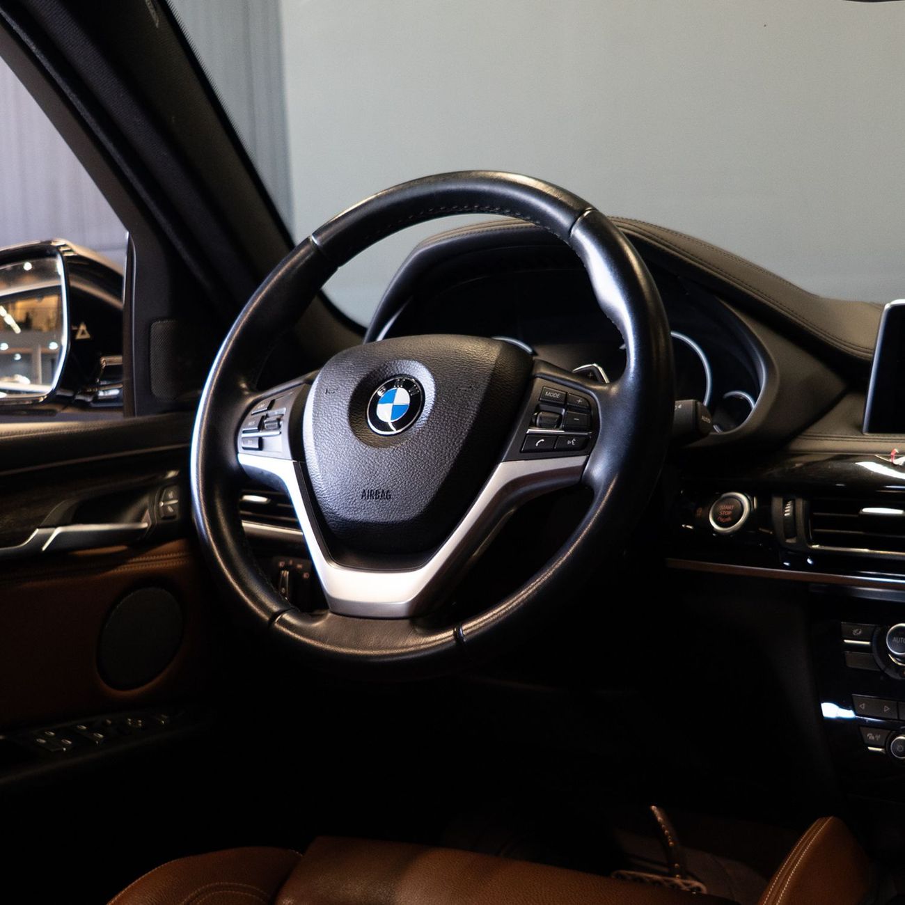 بي أم دبليو X6 50i Exclusive 4.4L AED 2,490 pm  • 0% Downpayment • BMW X6 xDrive50i • 1 Year Warranty