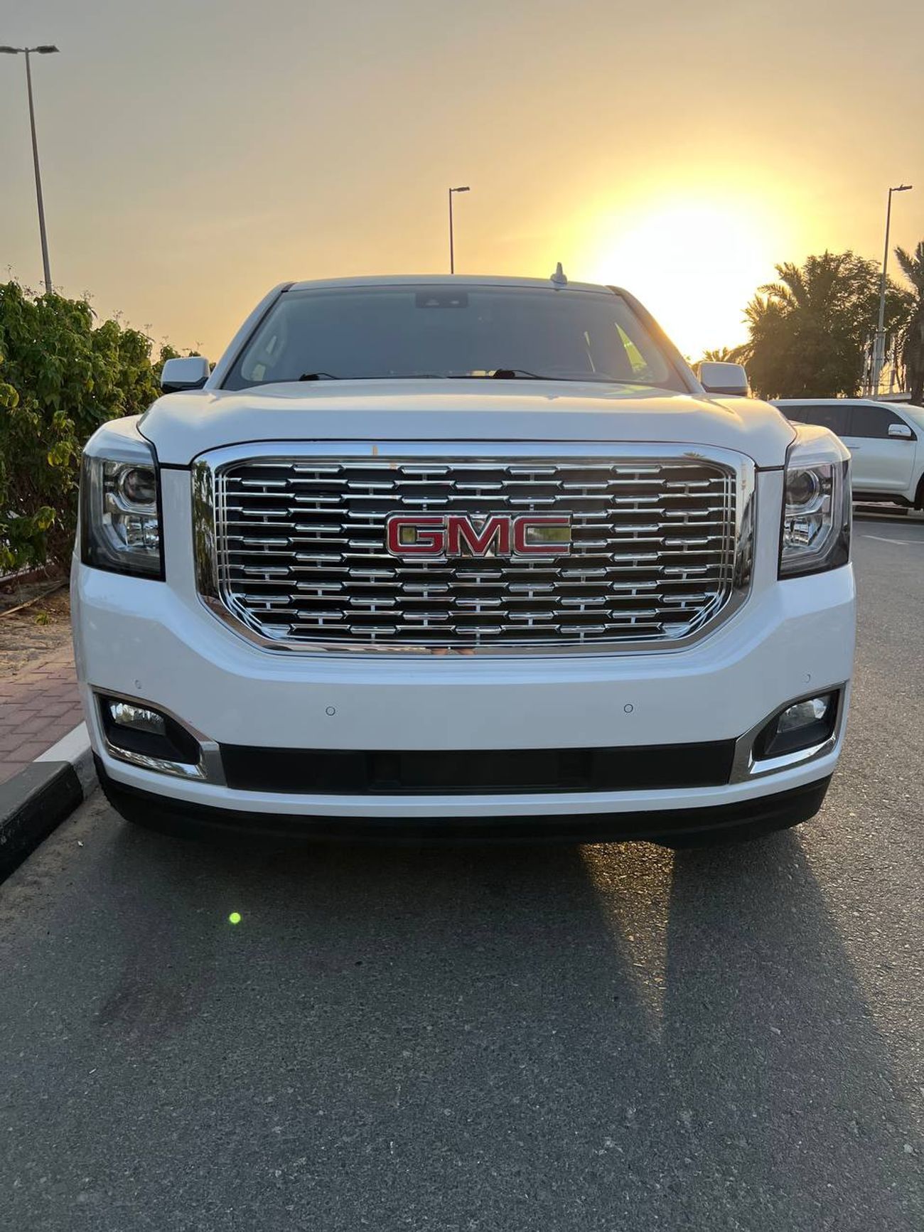 جي أم سي يوكون 2019 GMC Yukon Denali – Clean – 150K km