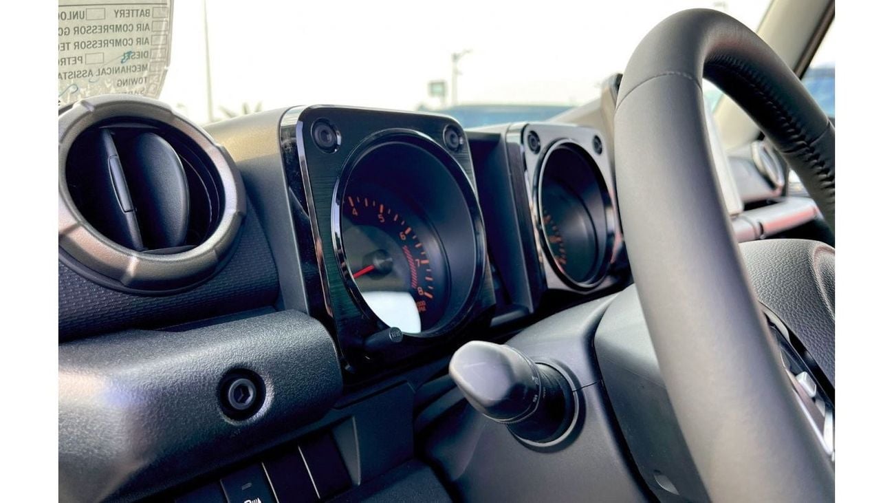 Suzuki Jimny GLX 2024 4WD 5Doors Local Registration +10%