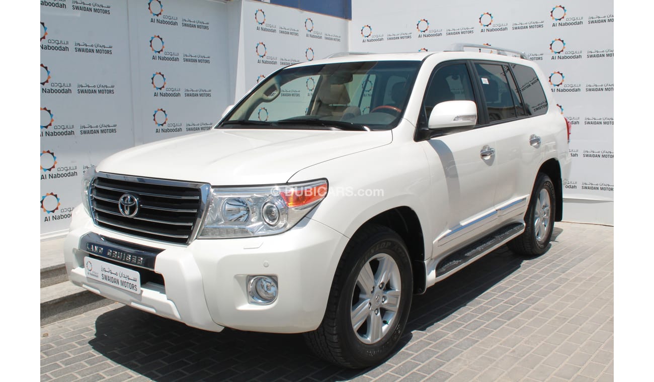 تويوتا لاند كروزر 4.0L GXR V6 2014 MODEL