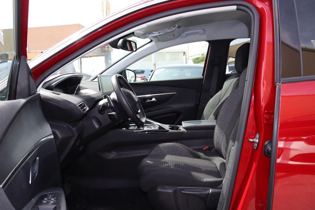 Peugeot 3008 Active+ ACCIDENTS FREE - GCC - PERFECT CONDITION INSIDE OUT - ORIGINAL PAINT - ENGINE 1600 CC TURBO