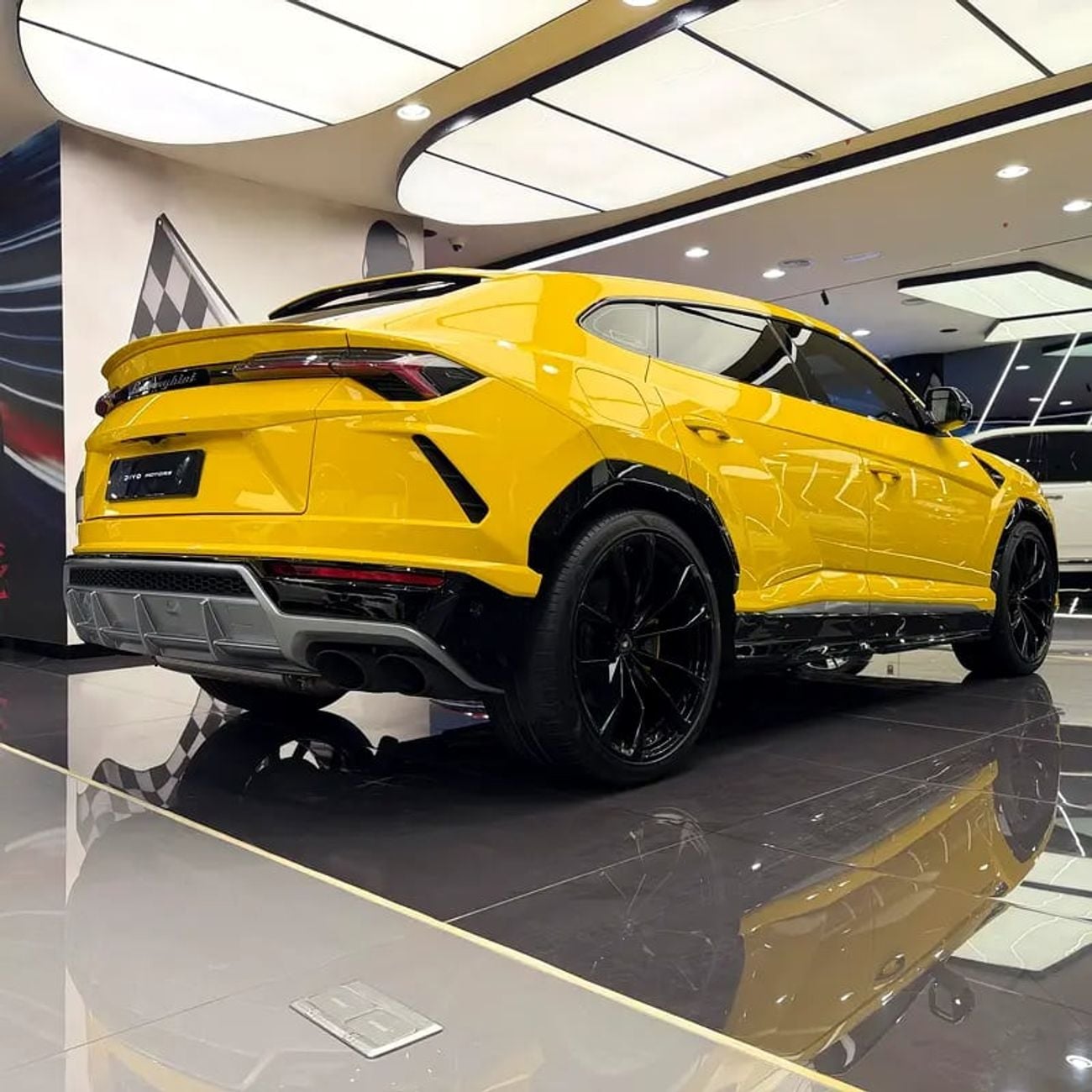 لامبورغيني اوروس BRAND CONDITION