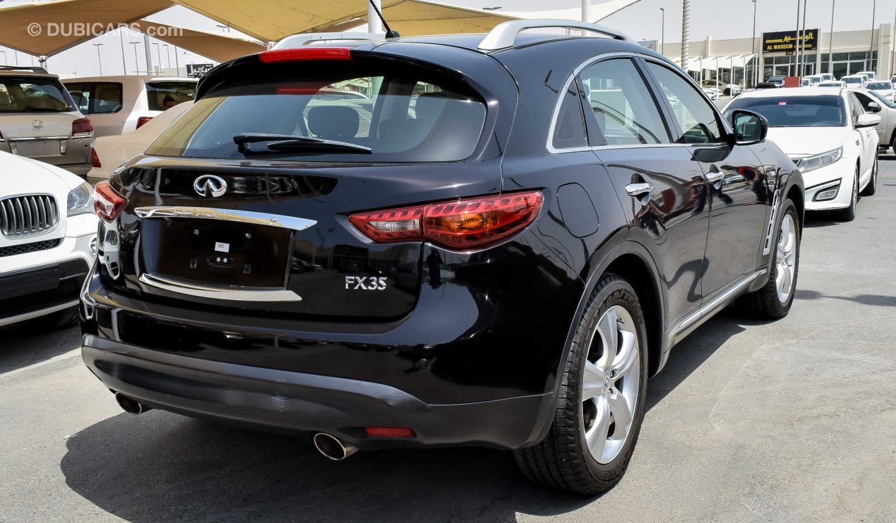 Infiniti FX35 Accident Free