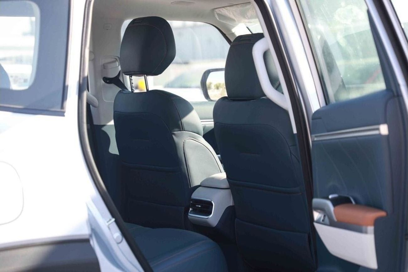 تشنجان ديبال جي 318 2024 Changan Deepal G318 Comfort - Plug-in Hybrid - Silver inside Blue