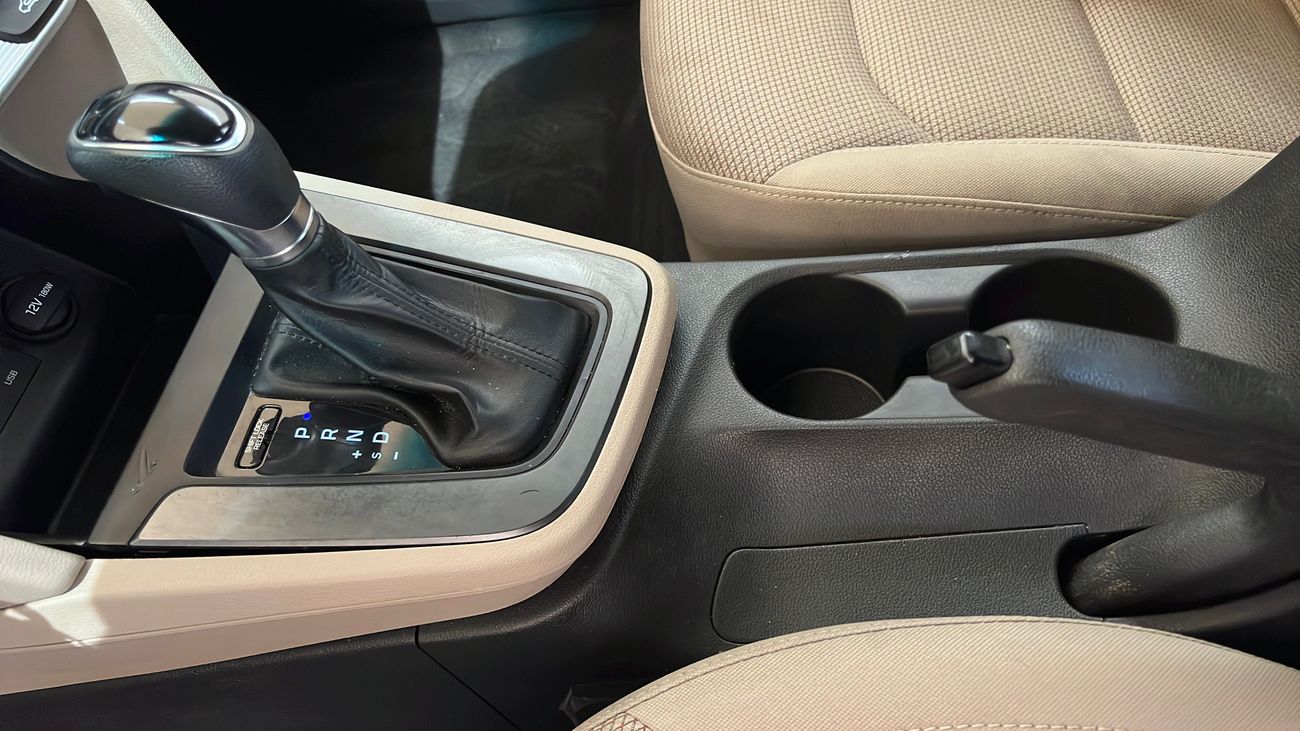 Hyundai Elantra 1600