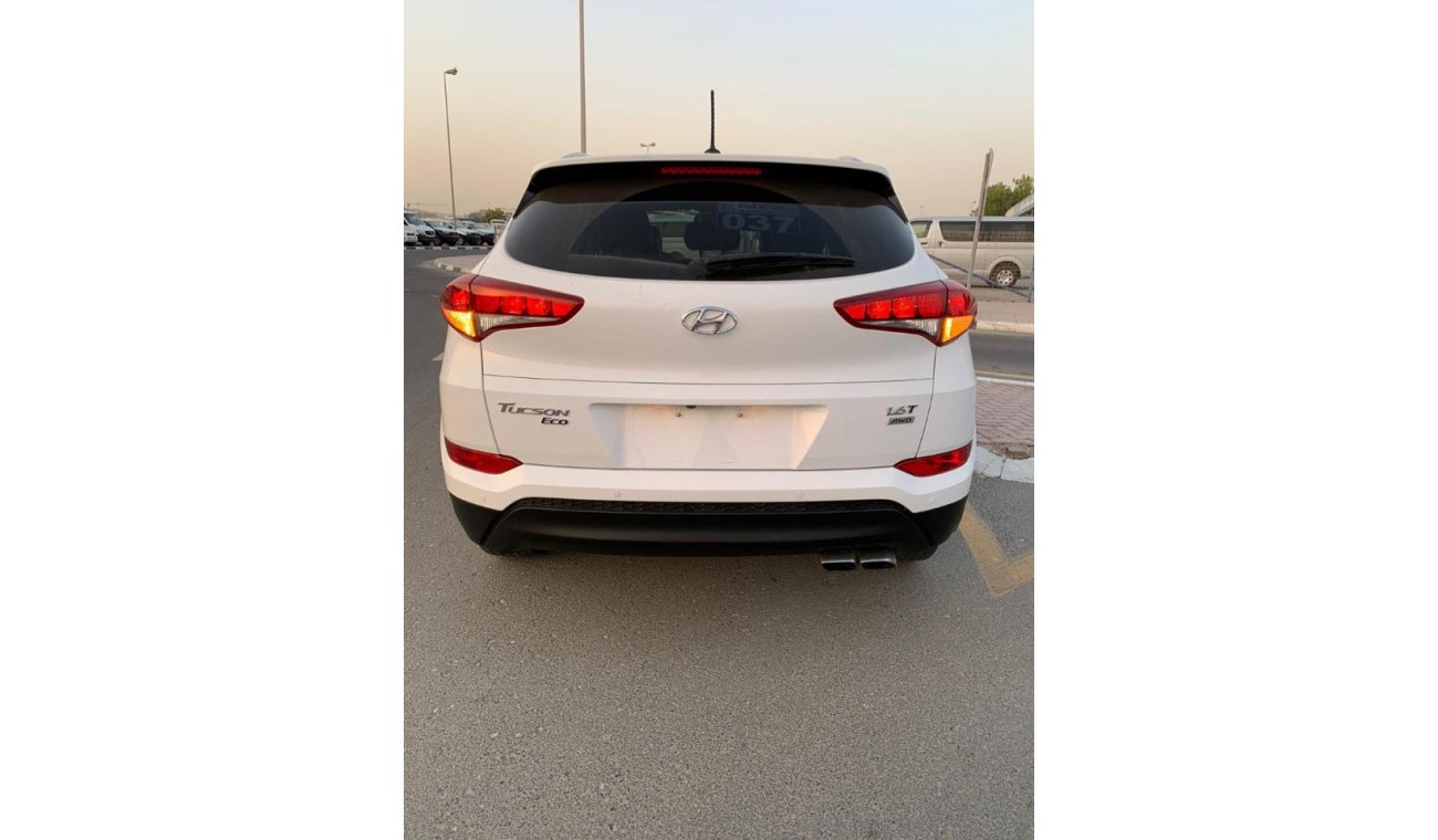 Hyundai Tucson 4WD 1.6L V4 2017 AMERICA SPECIFICATION