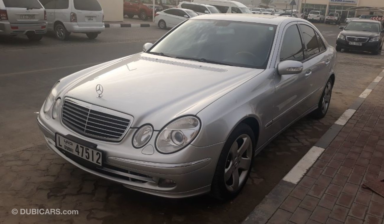 Mercedes-Benz E 500 2006 Full options Low mileage Clean car from Japan