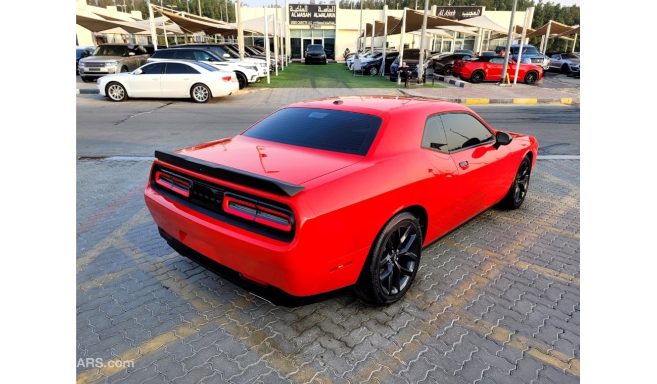 Dodge Challenger SXT For sale