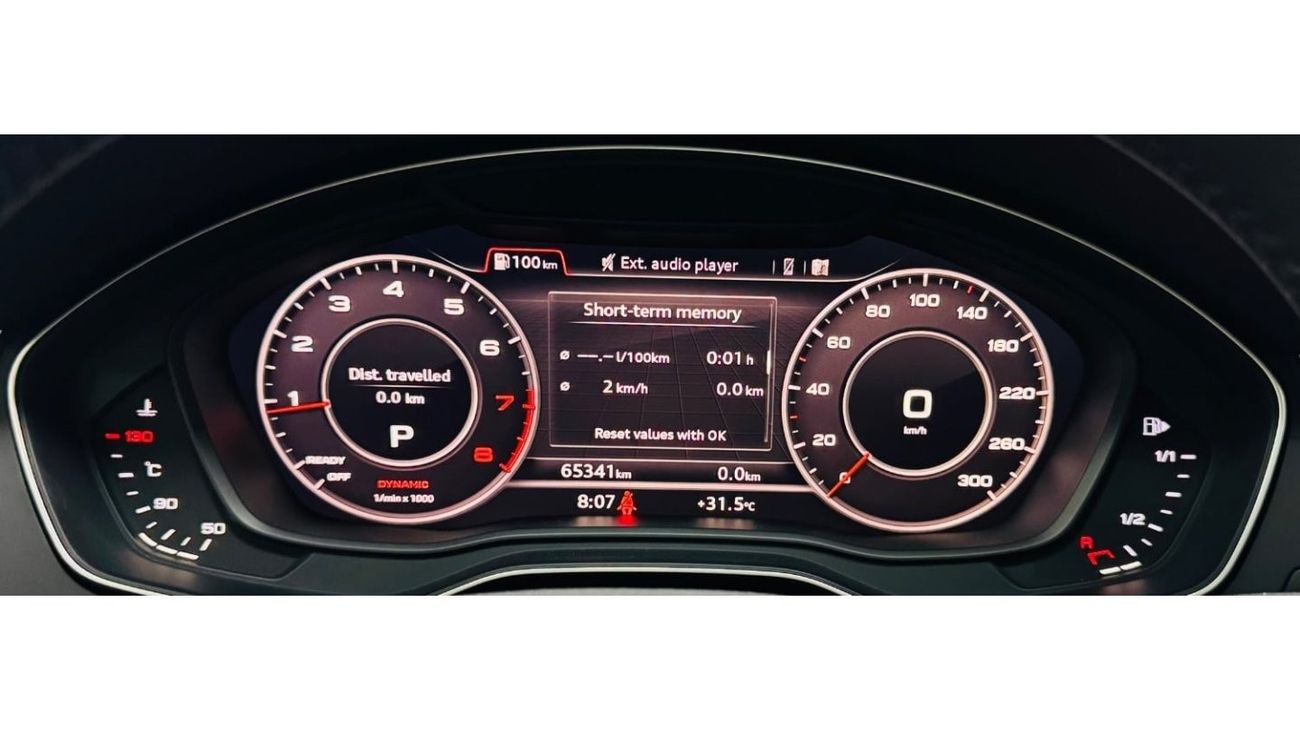 Audi Q5 45 TFSI Quattro GCC .. S line .. Original Paint .. Warranty .. Perfect Condition .. Top Range