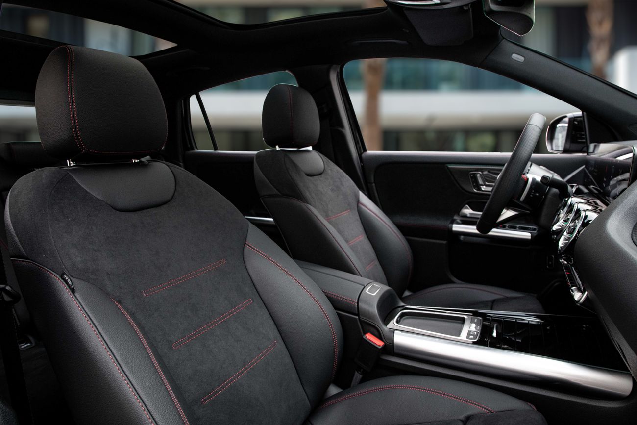 Mercedes-Benz GLA 200 GLA 200 AMG | 4,074 P.M | 0% Downpayment | 5 YEARS AGENCY WARRANTY!